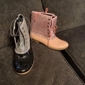 Duck boots